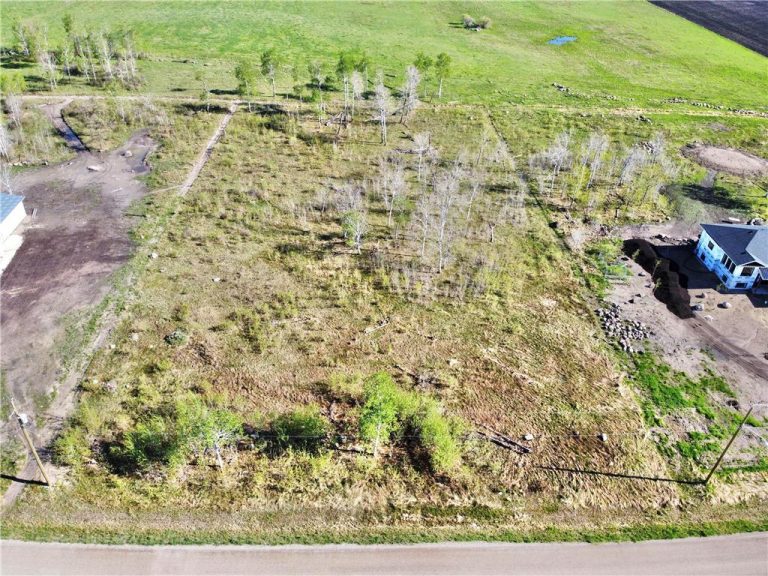 For Sale Kleefeld Construction